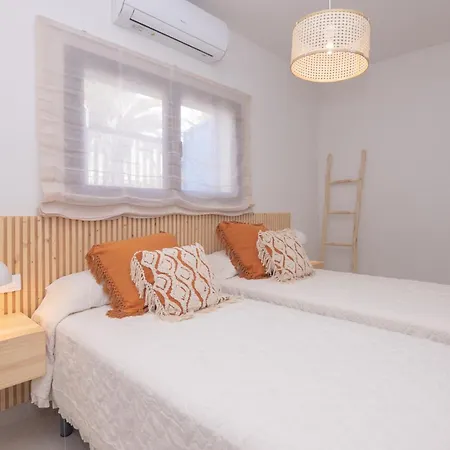 Villa Eden Beachfront By Holidays