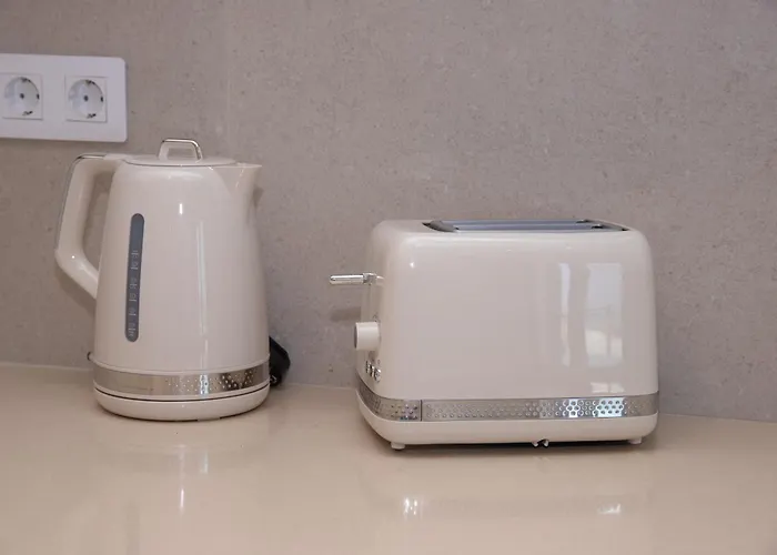 Eden Beachfront By Holidays Vila *