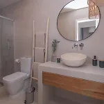 Eden Beachfront By Holidays * Κοραλέχο