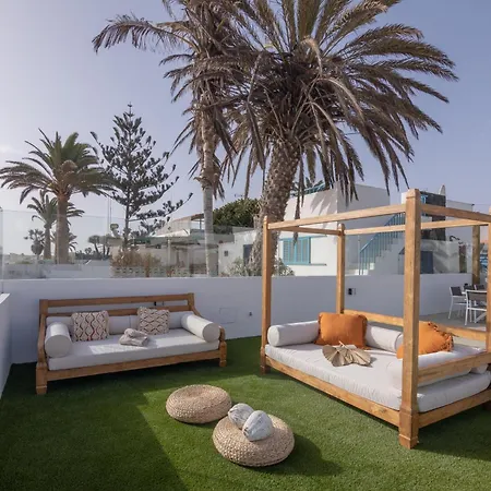 Eden Beachfront By Holidays Βίλα