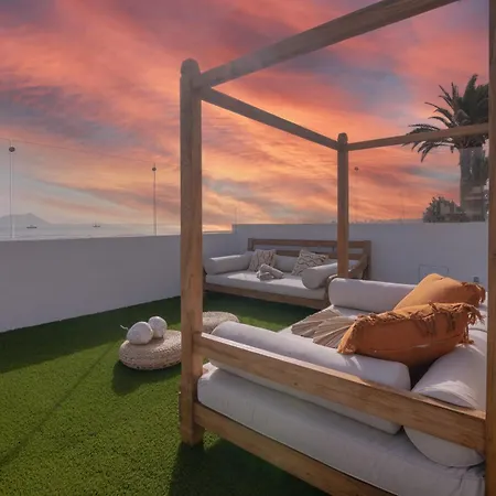 Eden Beachfront By Holidays Βίλα