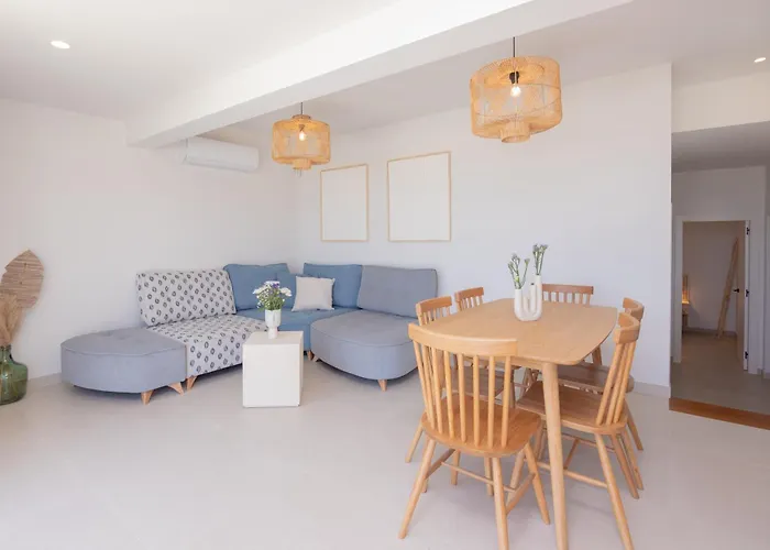 וילה Eden Beachfront By Holidays